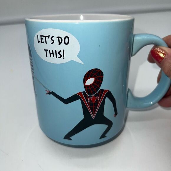 Marvel Spider-Men vs Venom 20 oz coffee mug - Picture 6 of 9